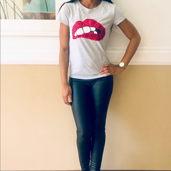 Hot Lips tee!💋💋💕💕 - Picture 2 of 2